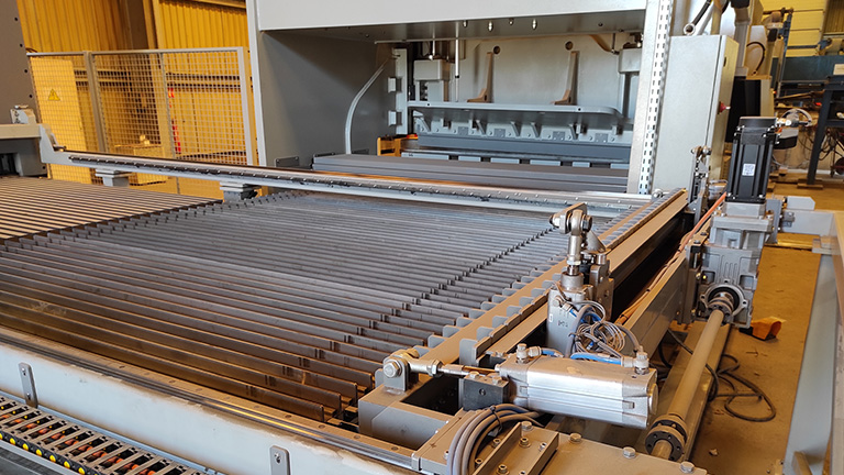 Commissioning of the new coil sheet metal cutting system for Sodi Sidé